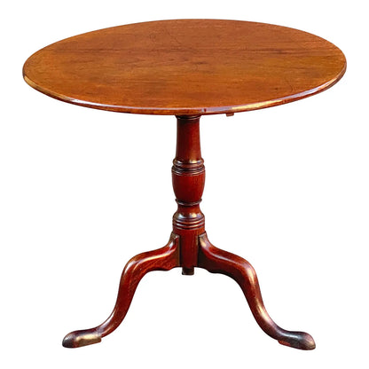 Late 18th Century Antique South Carolina Queen Anne Walnut Tilt Top Table on Snake Legs